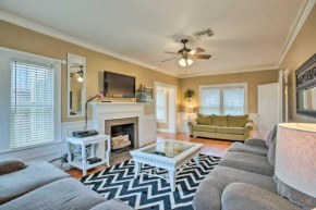 Corpus Christi Home with Pool and Hot Tub Walk to Bay